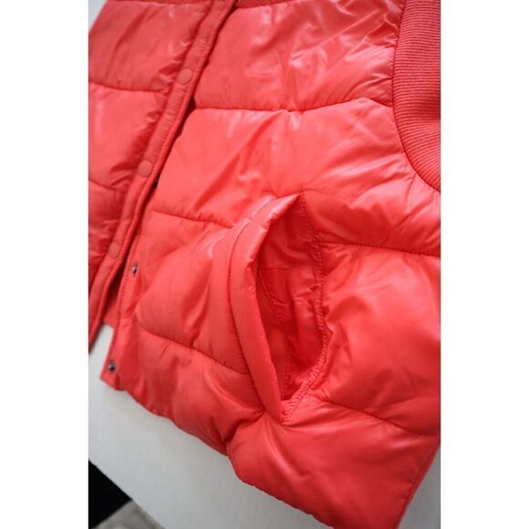 Offline x Aerie 2844S6M Women's Sz Large Red Sleeveless Ribbed Trim Puffer Vest - Picture 5 of 8